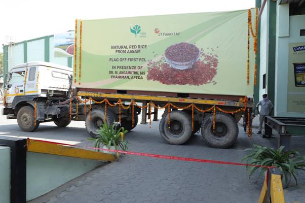First export consignments of ‘red rice’ from Assam to the USA flagged off