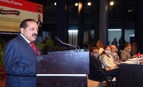 Union Minister Dr Jitendra Singh delivers the keynote address on the occasion of ‘National Science Day’ in the University of Jammu