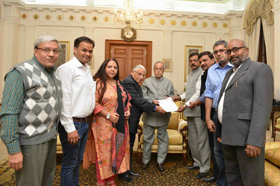 A delegation of National Union of Journalist call on Governor