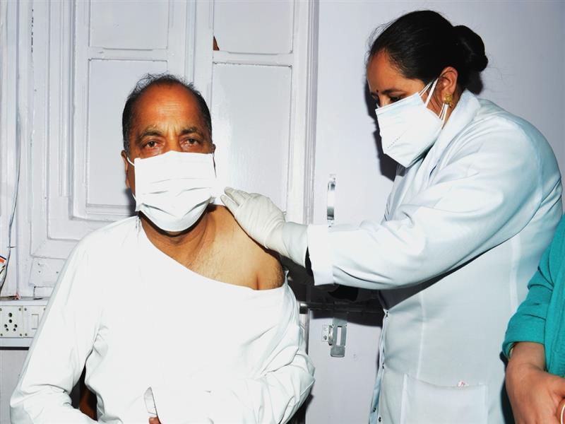 Chief Minister Jai Ram Thakur today visited Deendayal Upadhyay Hospital Shimla to administer second dose of Covid-19 vaccine (Covishield) today. He had administered the first dose on 4th March, 2021.