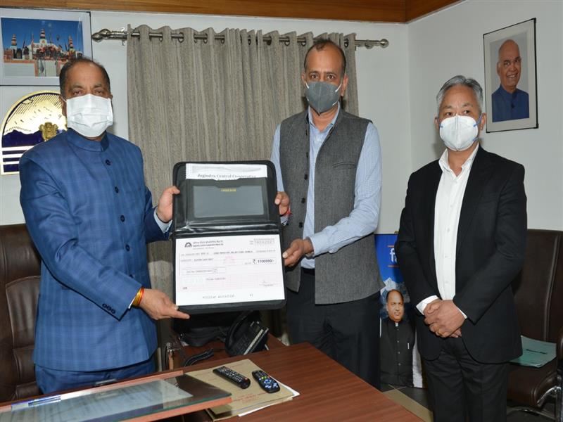 Jogindra Central Cooperative Bank Management Solan here today presented a bank draft of Rs. 11 lakh to Chief Minister Jai Ram Thakur as a contribution towards Chief Minister Relief Fund (CMRF). 