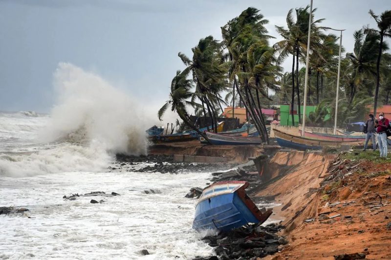 Cyclone “TAUKTAE” likely to move North-North Westwards and cross Gujarat coast between Porbandar & Mahuva