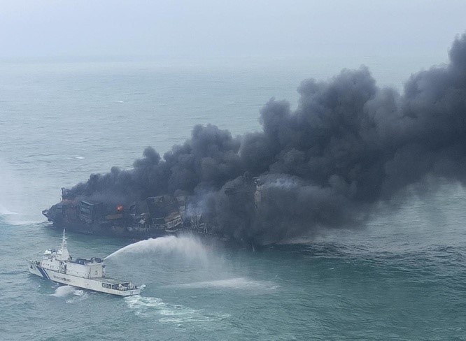 Indian Coast Guard efforts in full swing to douse the fire onboard MV X-Press Pearl off Colombo