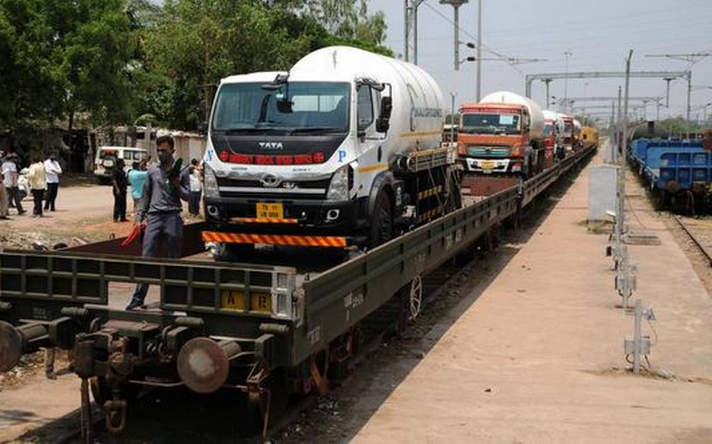 WITH STRENUOUS EFFORTS OF PUNJAB GOVERNMENT ‘OXYGEN EXPRESS’ CARRYING LMO REACHES PHILLAUR FOR GIVING REPRIEVE TO PEOPLE