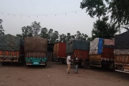 Haryana Police has seized a consignment of 500 cases of Indian Made Foreign Liquor (IMFL) from a container