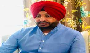 Ravneet Bittu tenders unconditional apology before SC Commission