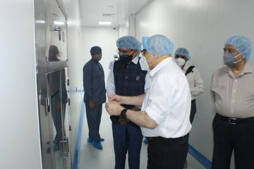 Shri Mansukh Mandaviya visits Vaccine manufacturing plant in Ahmedabad today