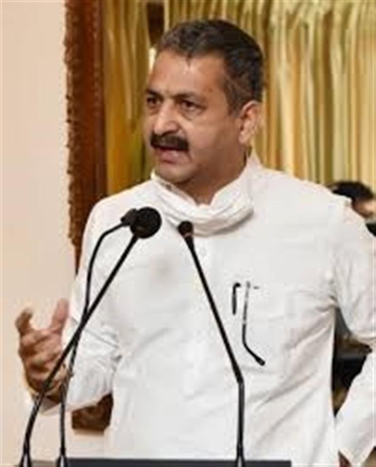 Punjab Education Minister Mr. Vijay Inder Singla has issued strict guidelines to the school heads to protect the school children from the epidemic of Covid-19.
