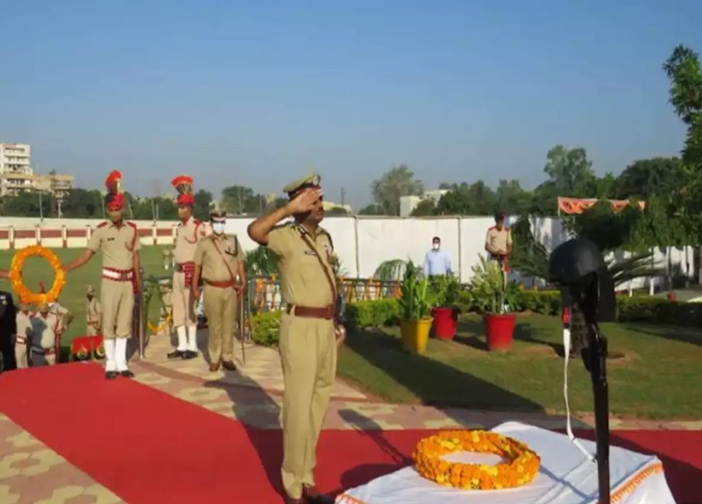 haryana dgp p.k. agrawal pays tributes to police martyrs