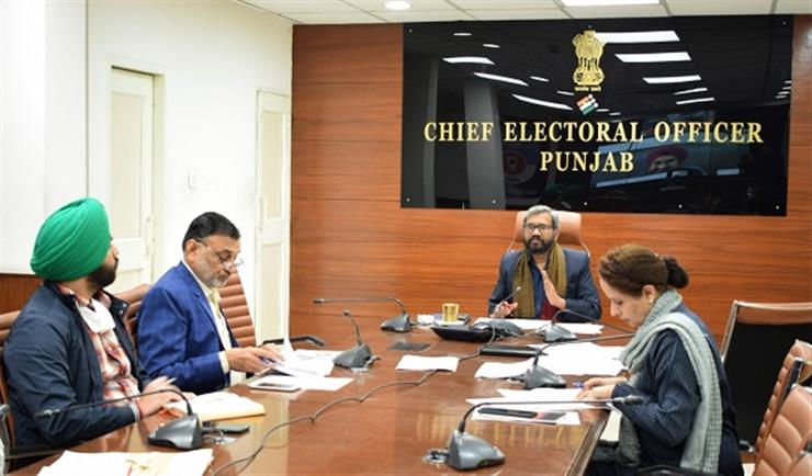 Ceo Punjab Dr Raju Invite Transgenders To Shape Democracy By Casting Vote In Punjab Assembly Elections