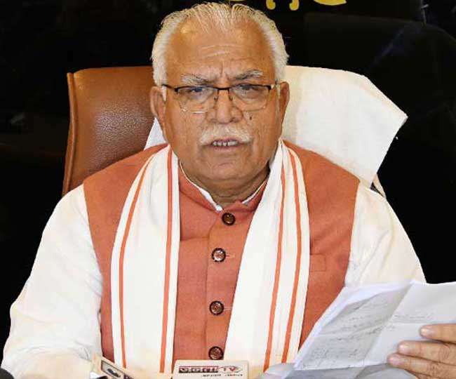Haryana Chief Minister, Sh. Manohar Lal on Friday administered the oath of office and secrecy to Smt. Jyoti Arora and Sh. Pankaj Mehta as State Information Commissioners. 