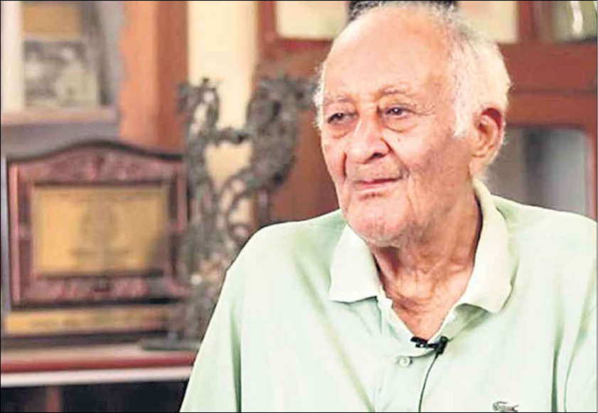 PM condoles the passing away of noted Hockey player Shri Charanjit Singh