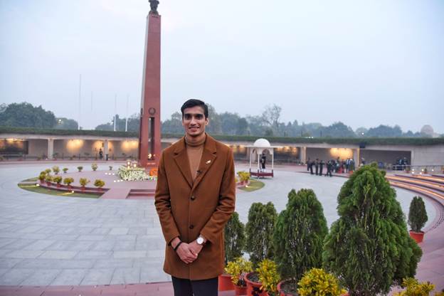 Sharad Kumar visits National War Memorial, reminiscences the bravery of Gorkha Regiment