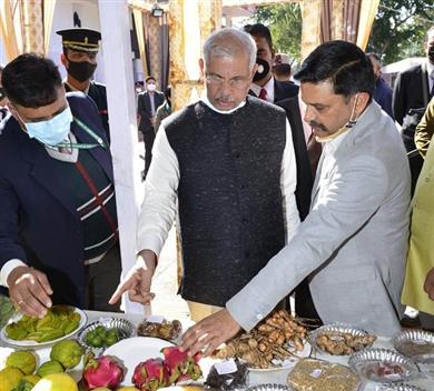 Farmers of Himachal can represent country in natural farming Governor