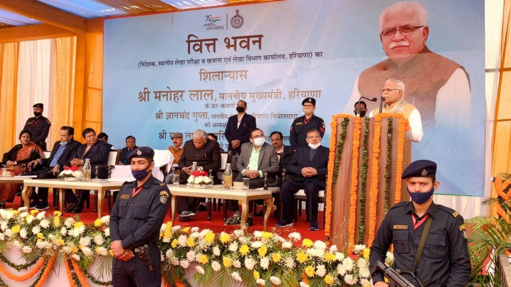 Haryana Chief Minister, Sh. Manohar Lal said that transport facilities should be provided by the Education Department in the Government Schools of villages that are located at faraway distances.