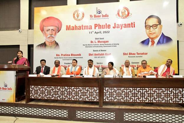 Dr. L. Murugan attends a programme to mark the birth anniversary of Mahatma Jyotiba Phule at Constitution Club of India, New Delhi