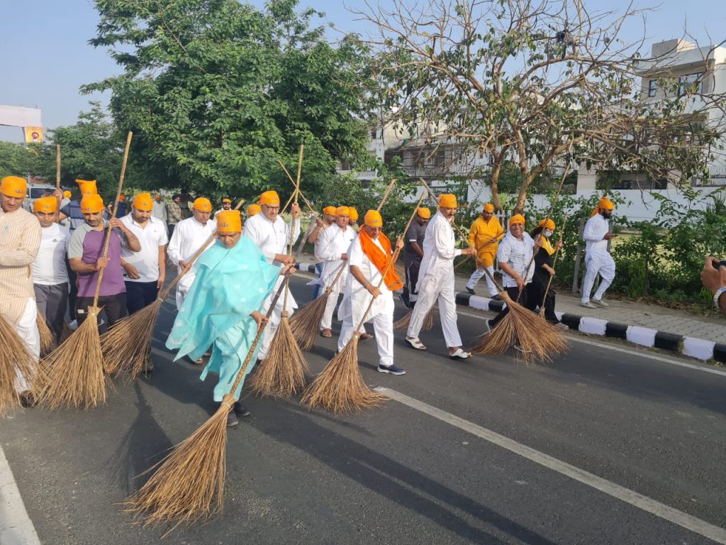 There was tremendous enthusiasm for the 400th Prakash Parv of Guru Tegh Bahadur, cleanliness campaign launched in Panipat city