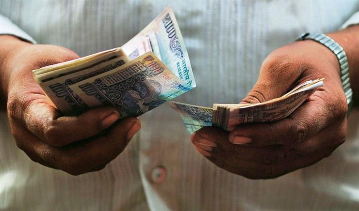 Vigilance Nabs Patwari, Numbardar And A Private Person For Taking Bribe Rs.10,000