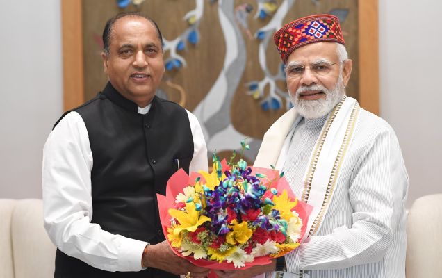 Chief Minister of Himachal Pradesh calls on the Prime Minister