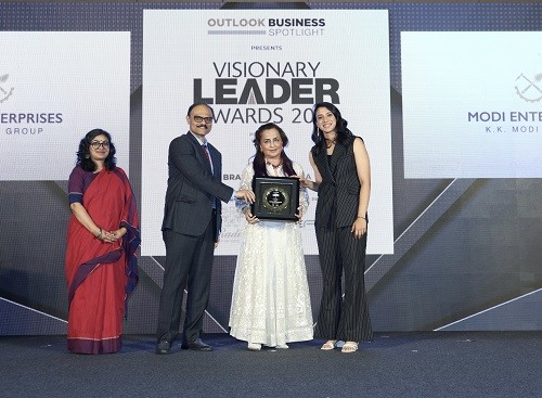 24535_Women-In-Business-award